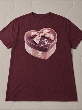 Maroon Plus Size Tee with Pink Heart Box Graphic